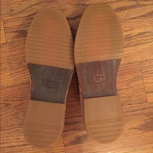 ugg men’s dress shoes